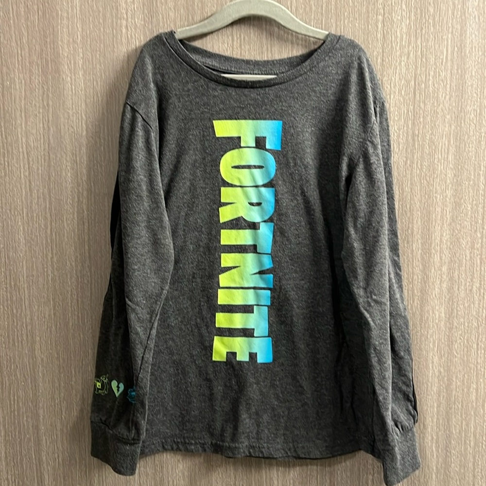 Fortnite long sleeve boys 10/12